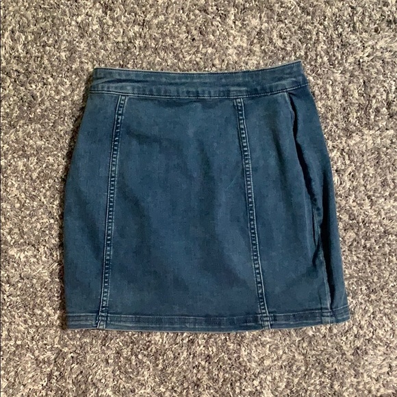 FREE PEOPLE DENIM MINI SKIRT - Picture 7 of 13